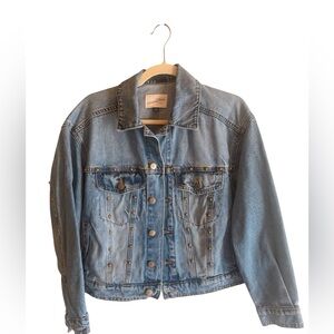 Universal Thread Gold Studded Jean Jacket in Size XS